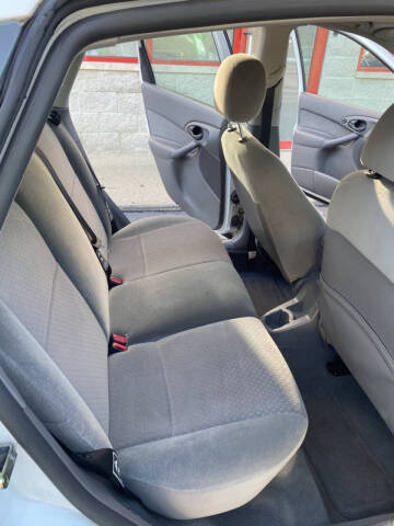 2003 Ford Focus ZX5