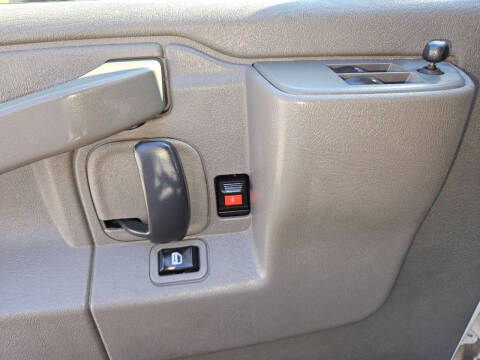 2016 Chevrolet Express 2500