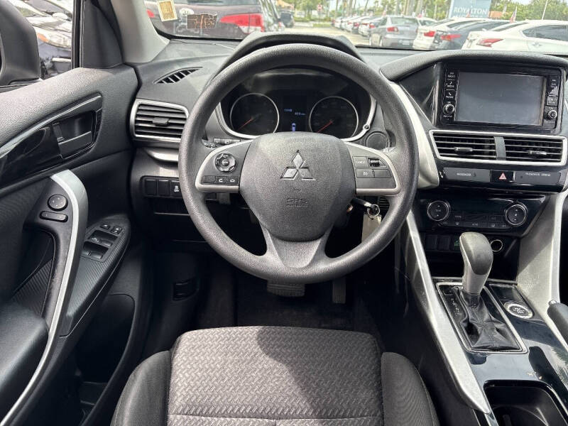 2019 Mitsubishi Eclipse Cross ES
