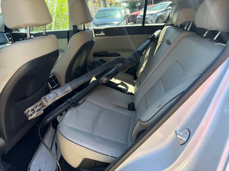 2020 Kia Sportage EX