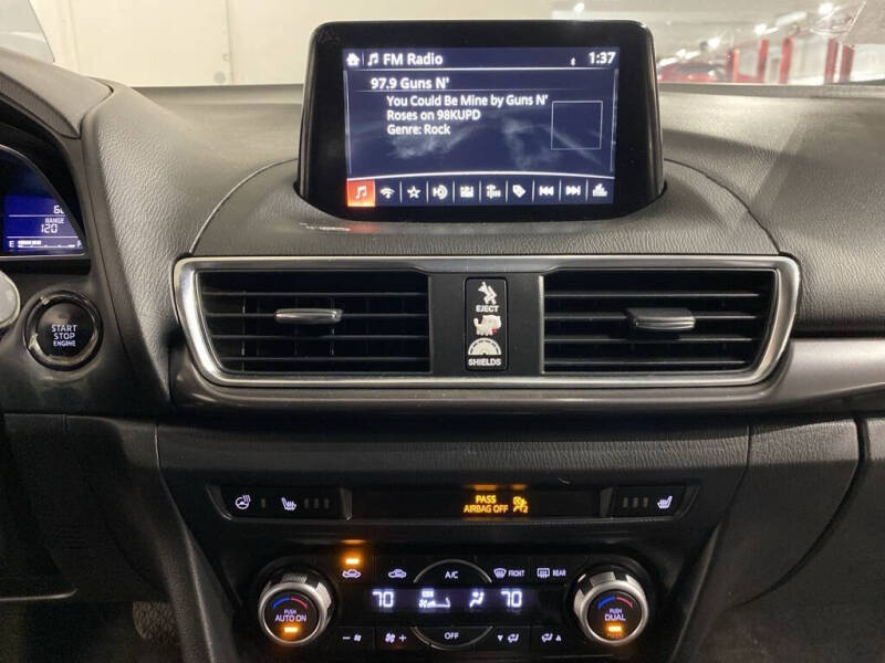 2017 Mazda MAZDA3 Grand Touring