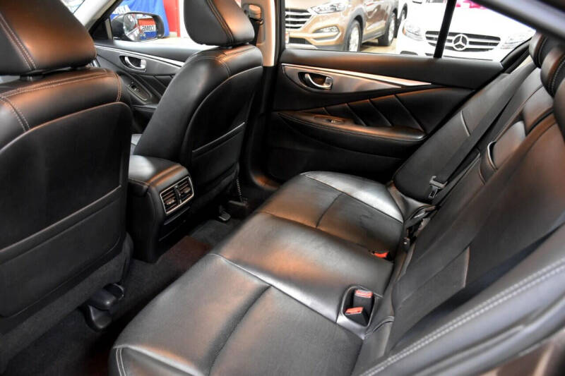 2014 Infiniti Q50 Premium