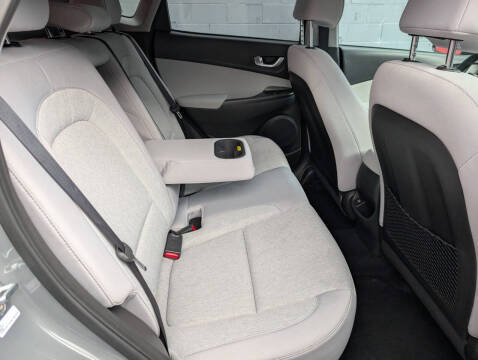 2023 Hyundai Kona Electric SE