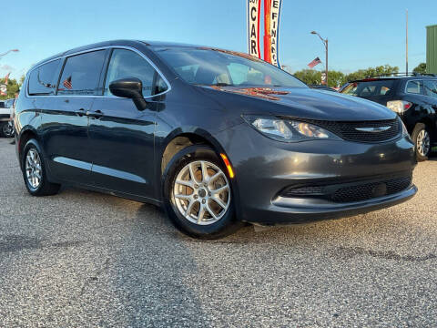2021 Chrysler Voyager LX