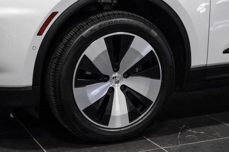 2024 Porsche Macan 4 Electric
