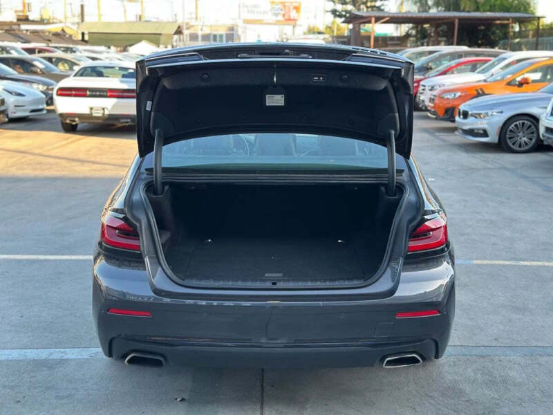 2021 BMW 5 Series 530e