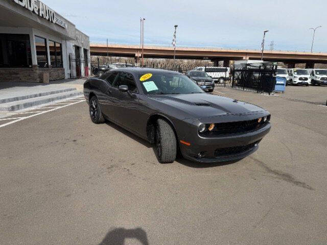 2022 Dodge Challenger SXT
