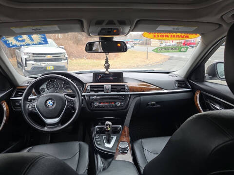 2015 BMW 3 Series 328i xDrive