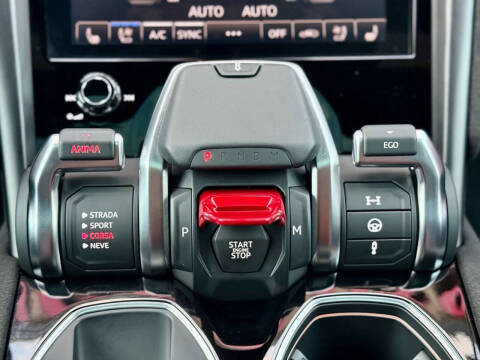 2024 Lamborghini Urus S