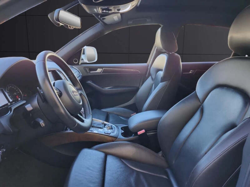 2016 Audi Q5 2.0T quattro Premium Plus