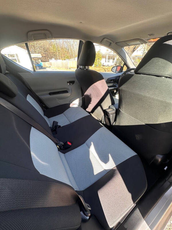 2014 Toyota Prius c One