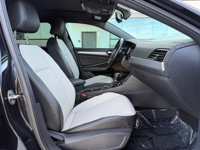 2019 Volkswagen Jetta R-Line