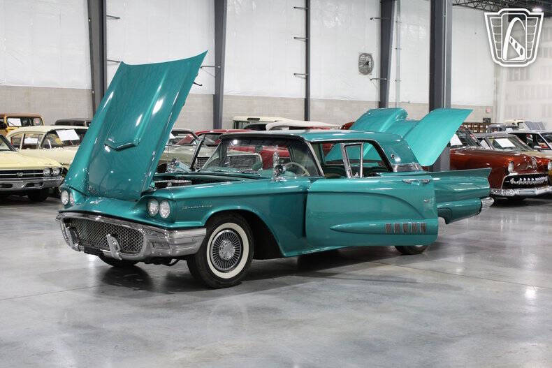 1958 Ford Thunderbird