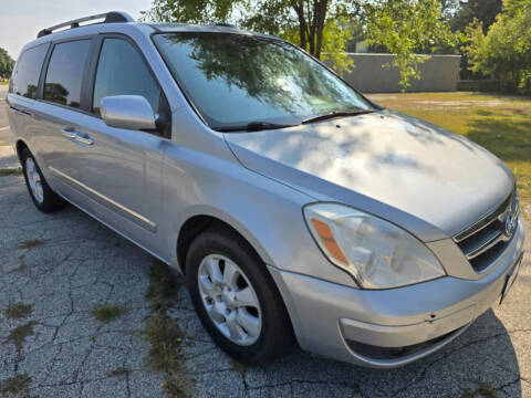 2007 Hyundai Entourage GLS