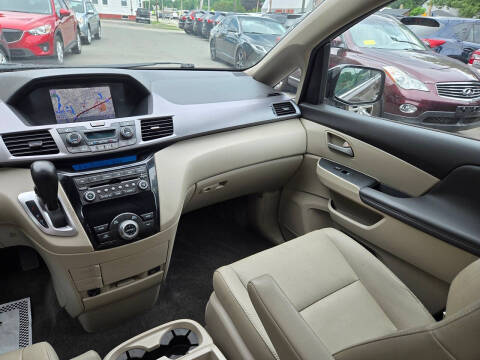 2013 Honda Odyssey EX-L w/DVD