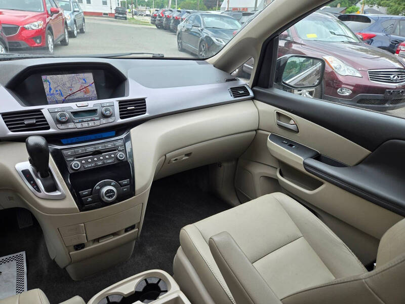 2013 Honda Odyssey EX-L w/DVD