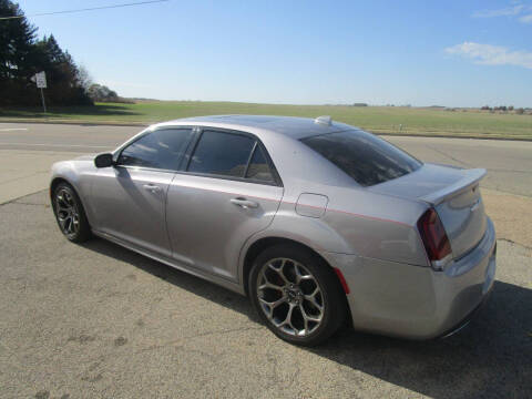 2018 Chrysler 300 S