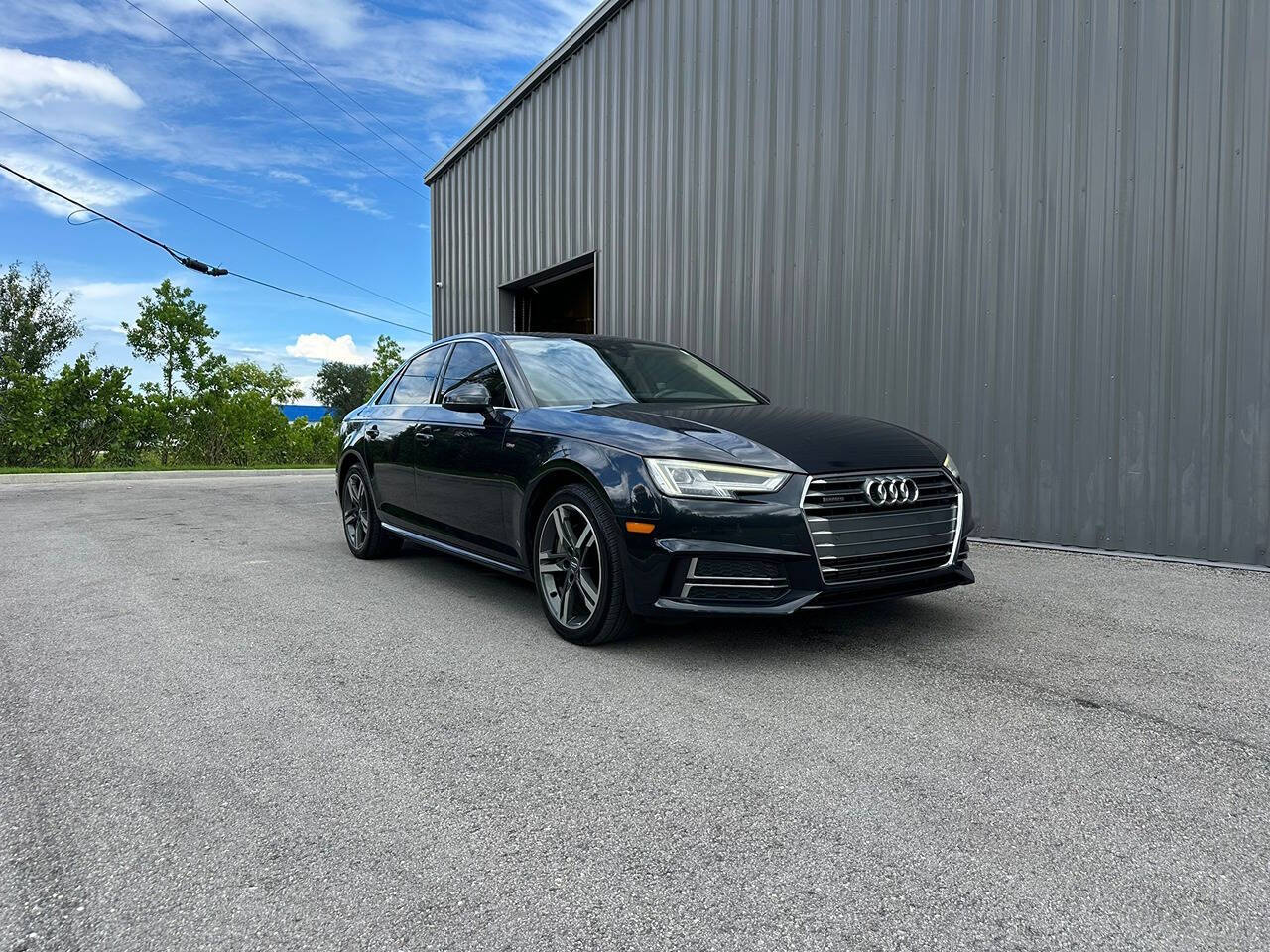 2017 Audi A4 Premium Plus's photo