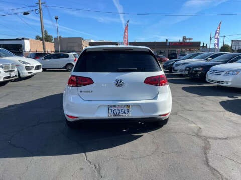 2016 Volkswagen e-Golf SE