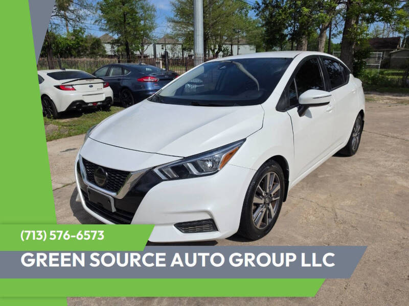 0 Nissan Versa