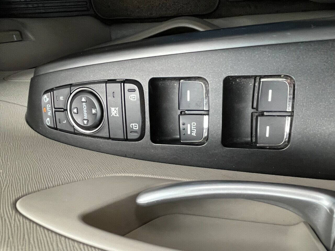 Associated Sales and Leasing