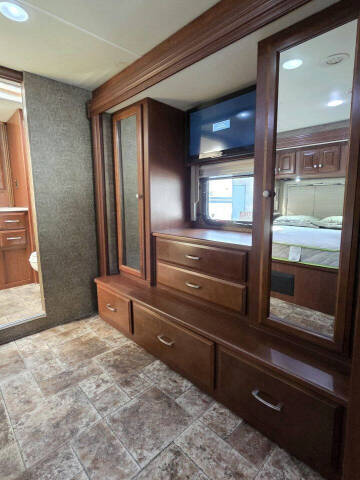 2013 Thor Motor Coach Palazzo