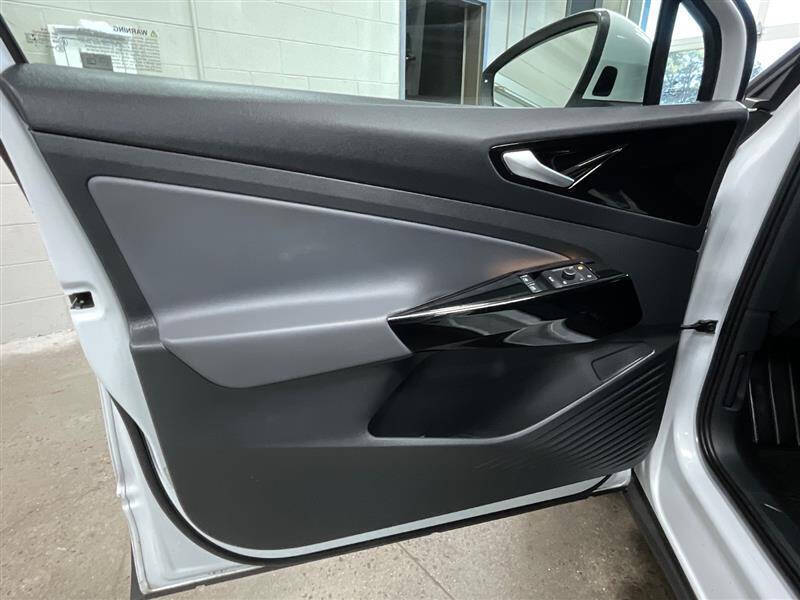 2021 Volkswagen ID.4 Pro