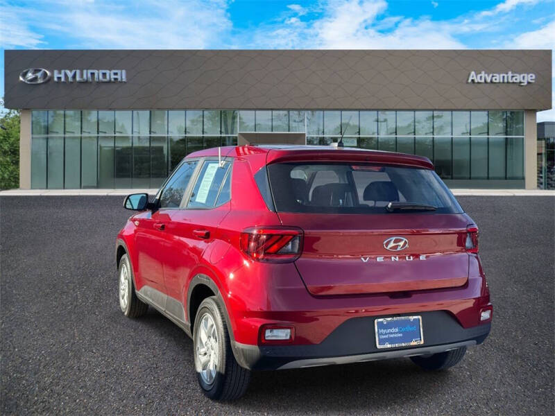 2023 Hyundai Venue SE