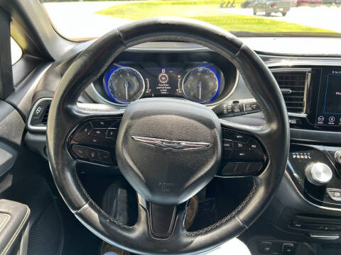 2018 Chrysler Pacifica Touring L Plus