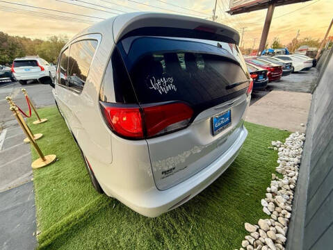 2017 Chrysler Pacifica Touring