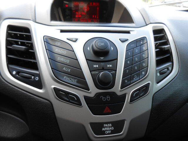 2011 Ford Fiesta SE