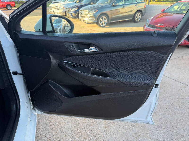 2018 Chevrolet Cruze LS Auto