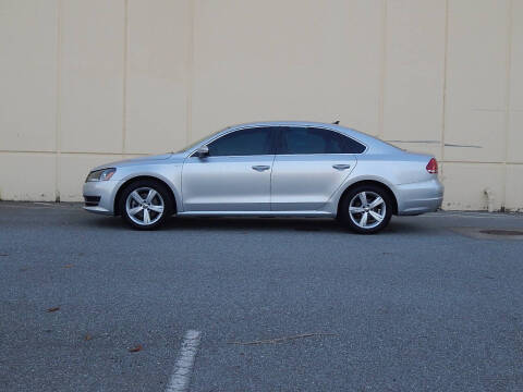 2014 Volkswagen Passat 1.8T Wolfsburg Edition PZEV