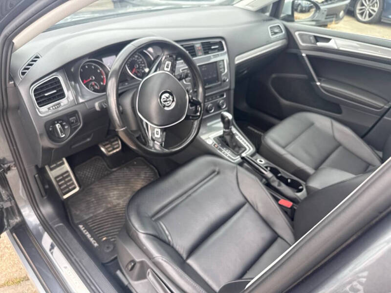 2017 Volkswagen Golf Alltrack