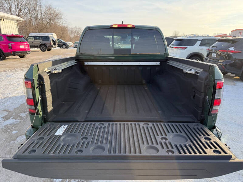 2023 Nissan Frontier SV