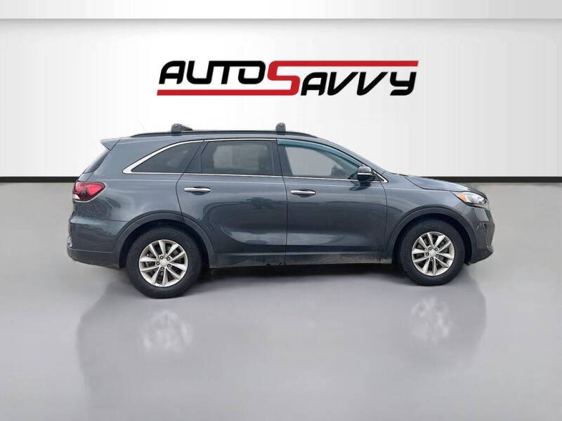 2019 Kia Sorento S V6