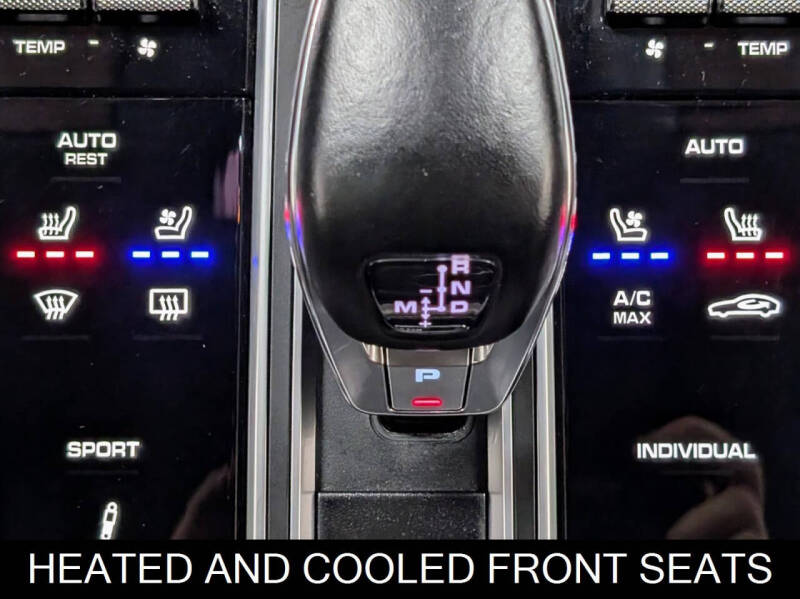 2022 Porsche Panamera 4