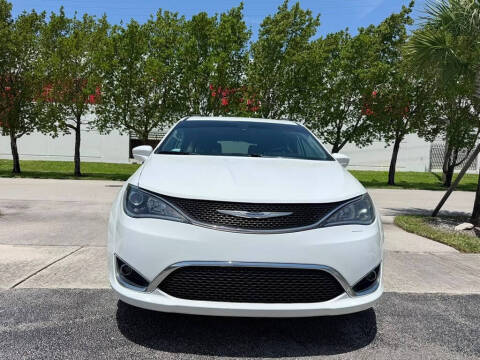 2018 Chrysler Pacifica Touring Plus