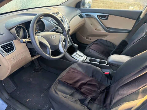 2012 Hyundai Elantra