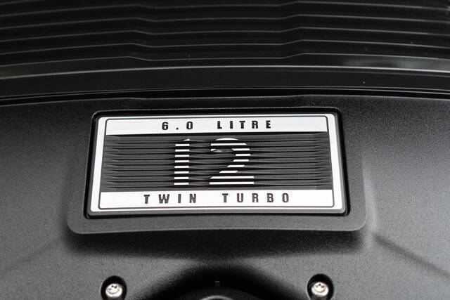 2017 Bentley Bentayga 51