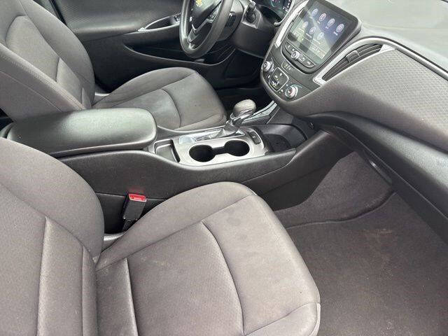 2022 Chevrolet Malibu LS