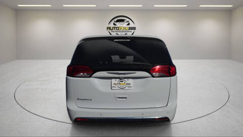 2020 Chrysler Pacifica Touring L Plus