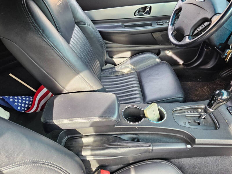 2005 Ford Thunderbird Deluxe