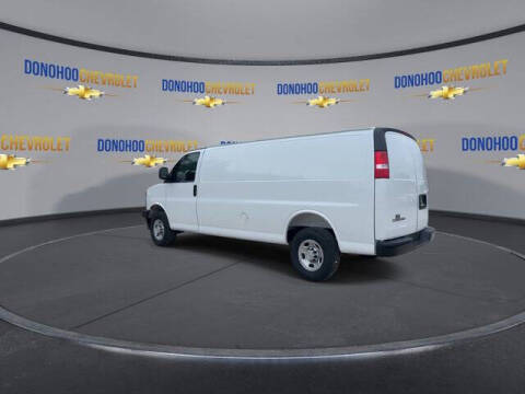 2025 Chevrolet Express 2500