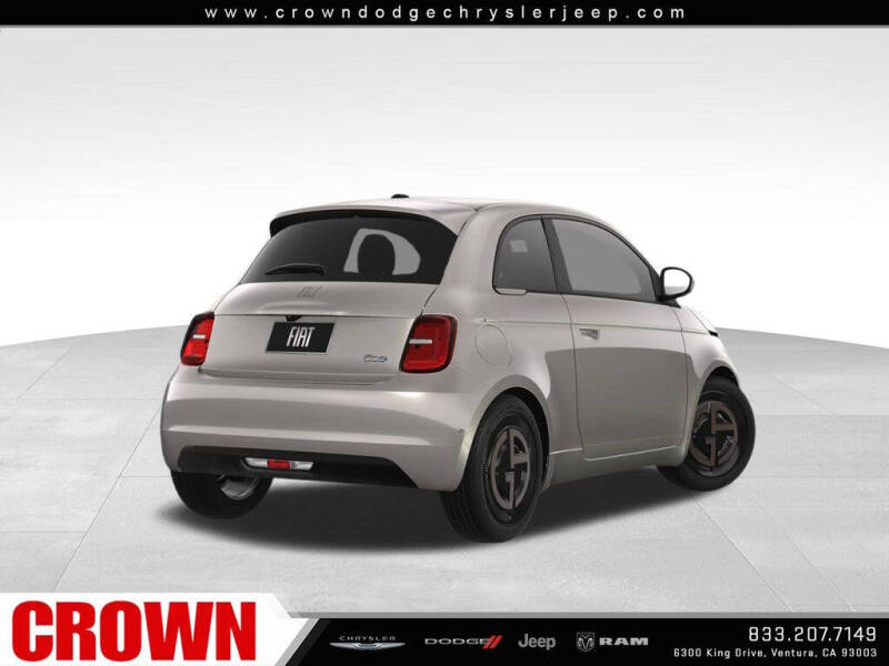 2025 FIAT 500e Giorgio Armani