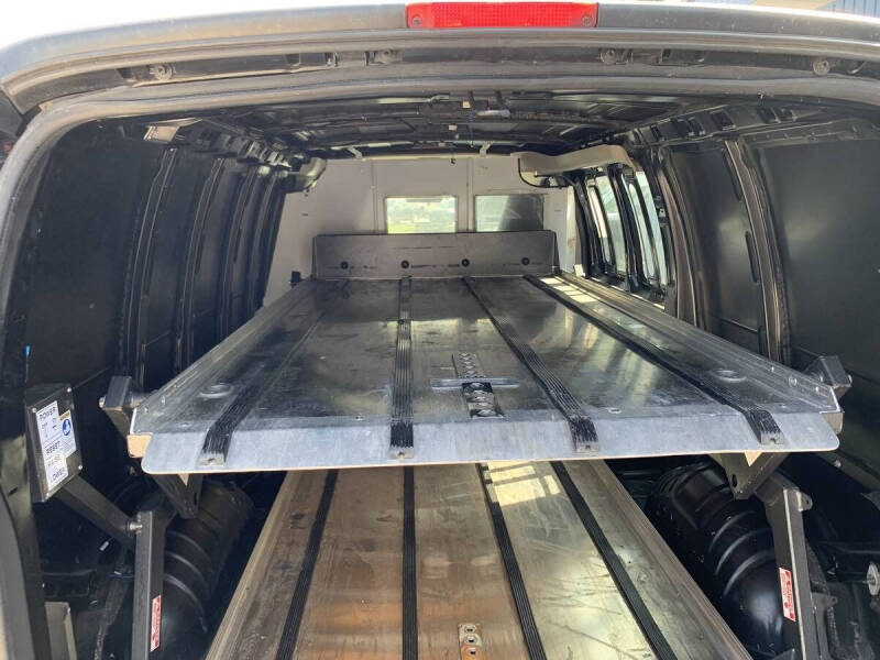 2019 Chevrolet Express 2500