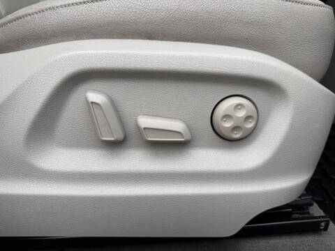 2012 Audi Q5 2.0T quattro Premium Plus