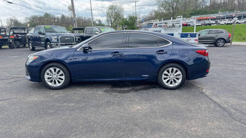 2013 Lexus ES 300h