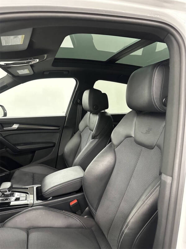 2022 Audi SQ5 Sportback 3.0T quattro Premium Plus