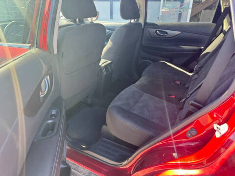 2016 Nissan Rogue SV